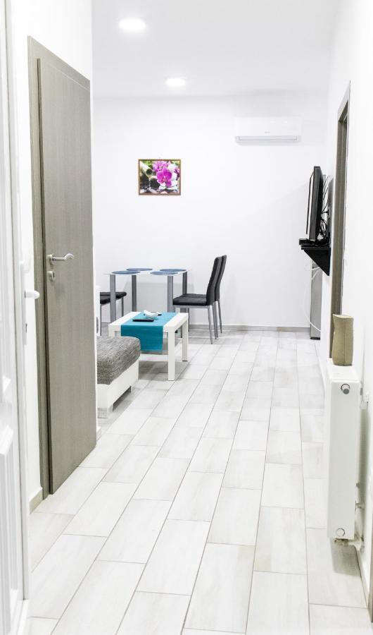 Trika Apartman Sárvár Eksteriør billede