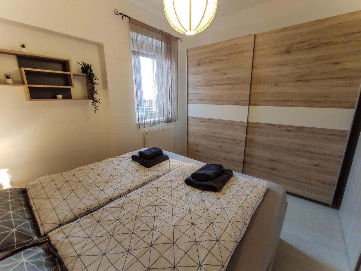 Trika Apartman Sárvár Eksteriør billede